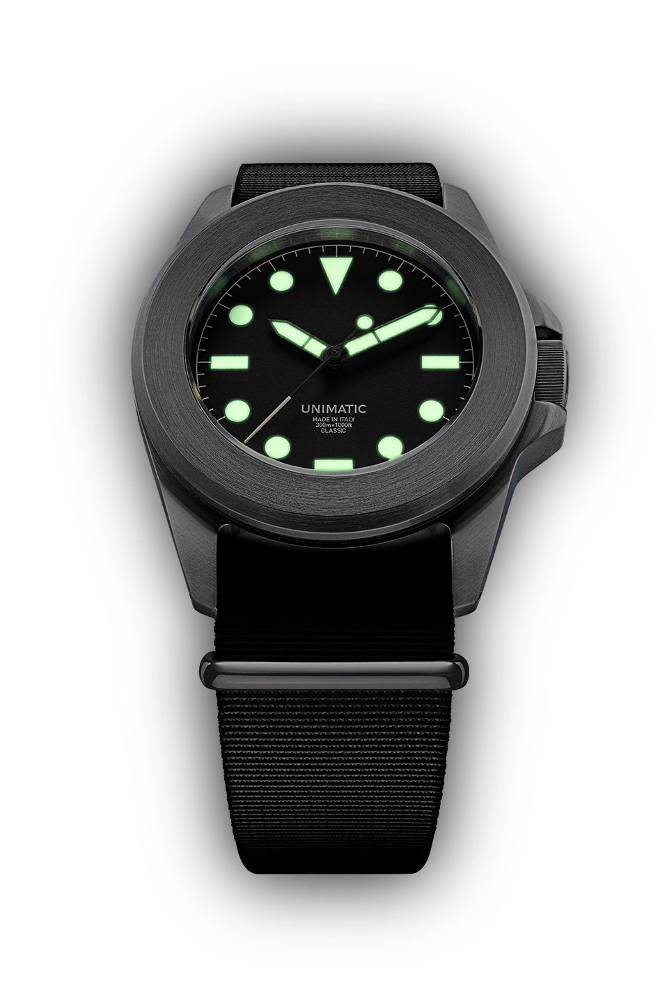 Unimatic Modello Quattro U4 Classic 40 mm svart urtavla och Natoband UC-4
