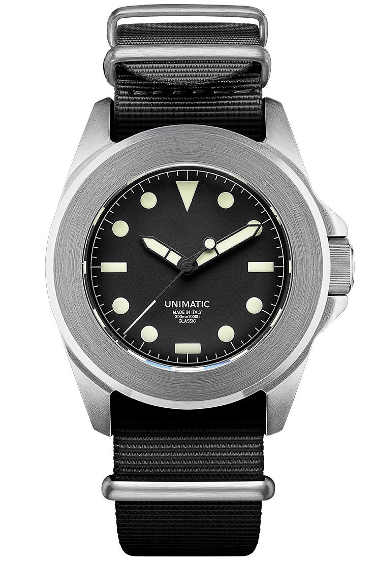 Unimatic Modello Quattro U4 Classic 40 mm svart urtavla och Natoband UC-4