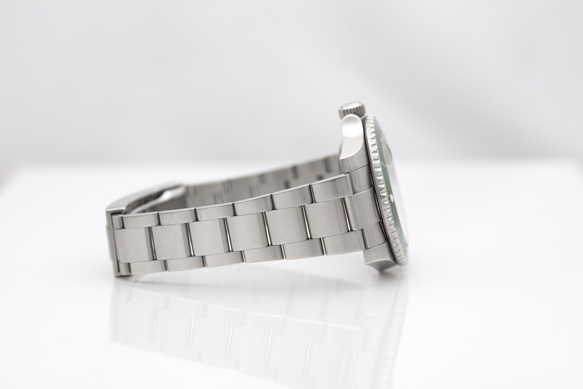 BEGAGNAD Rolex Submariner Date "Hulk" 40mm Grön/Stål 116610LV