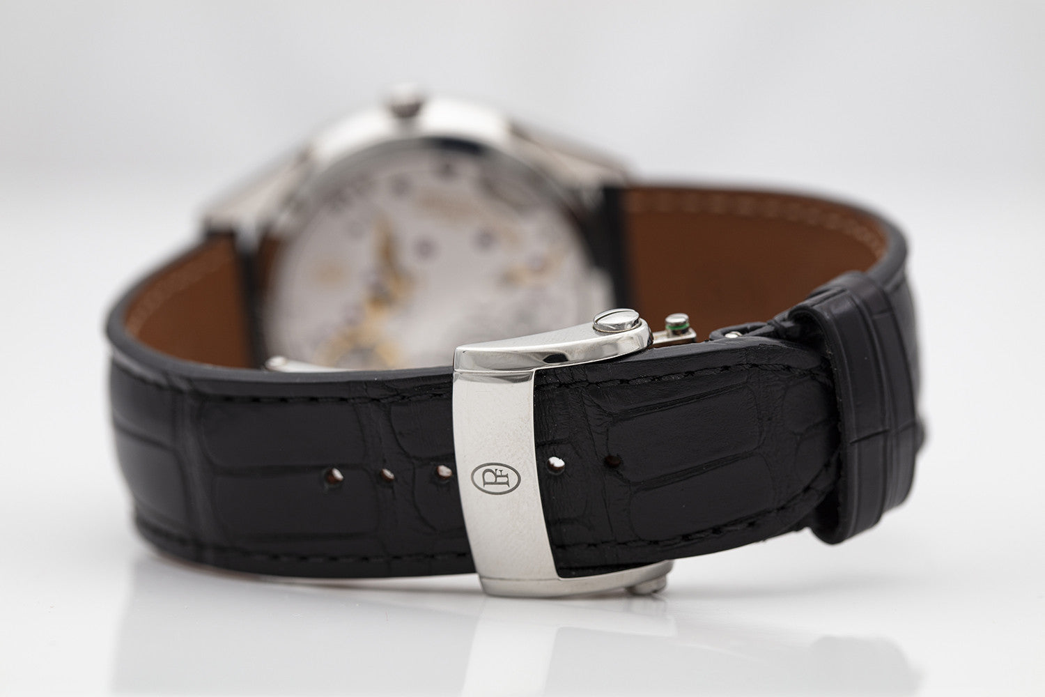 BEGAGNAD Parmigiani Fleurier Tonda 1950 Black & läderrem PFC288-0001400-XA1442