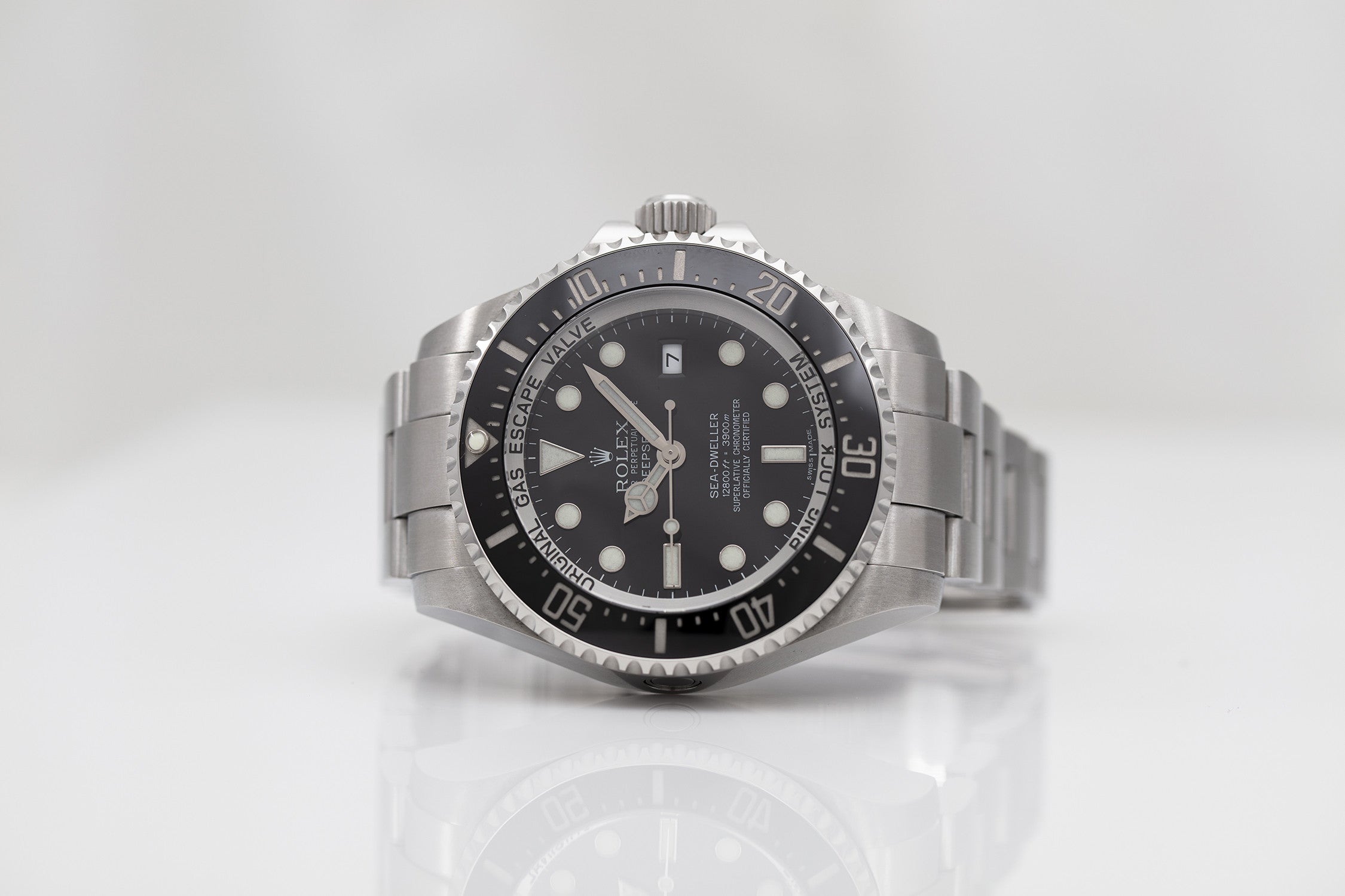 SÅLD - BEGAGNAD Rolex Sea-Dweller Deep Sea 44mm automatisk svart & stål 116660