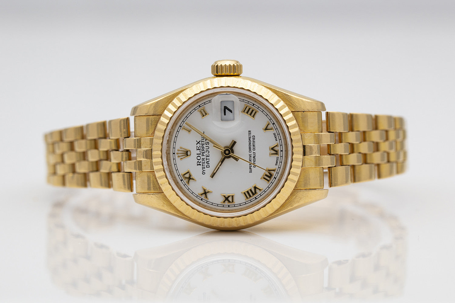 SOLD - PRE-OWNED Rolex Lady-Datejust 26mm 18k Gold & white dial 79178