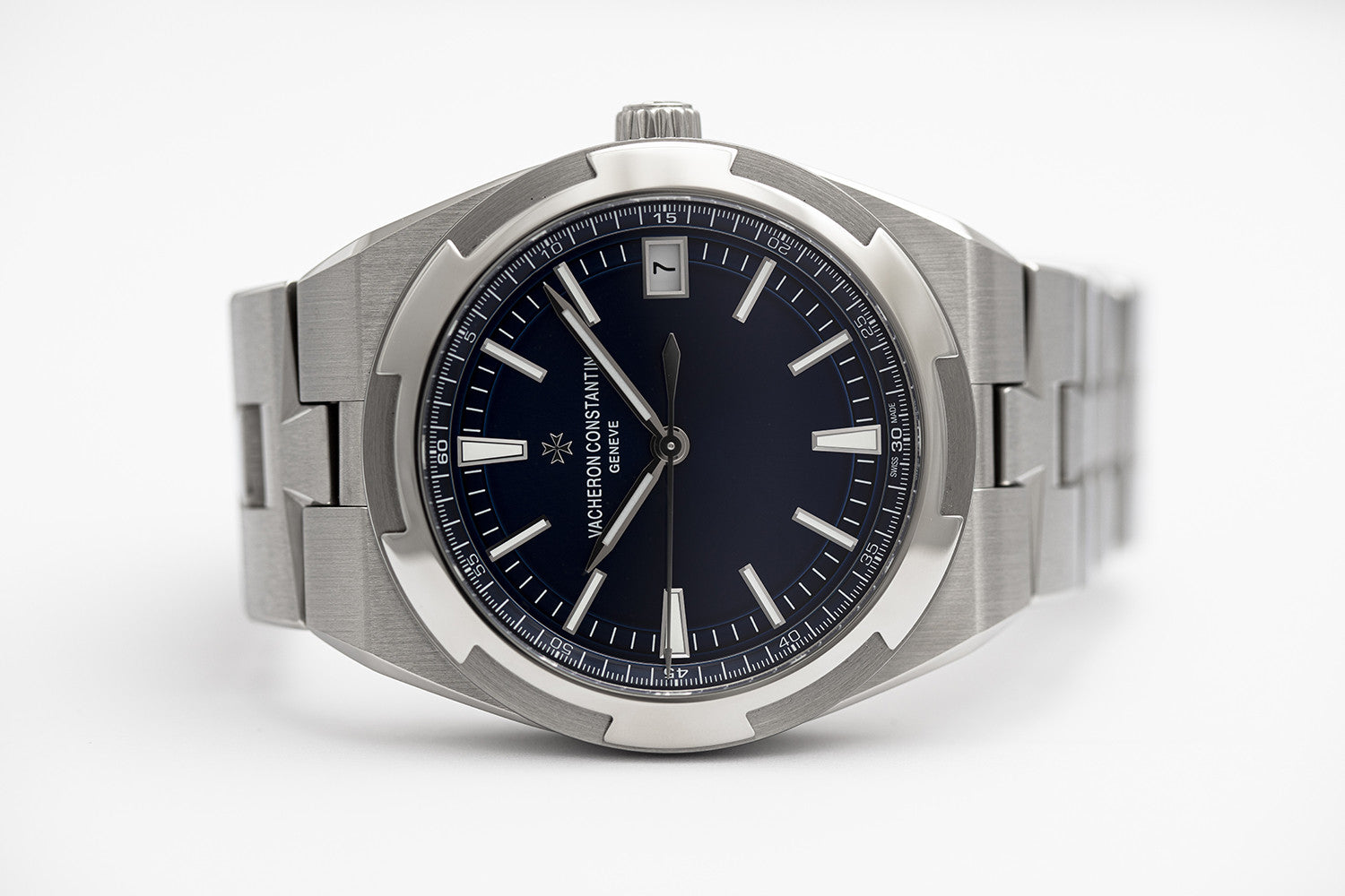 BEGAGNAD Vacheron Constantin Overseas 41 mm Stål & Blå 2022 Ref: 4500V/110A-B128