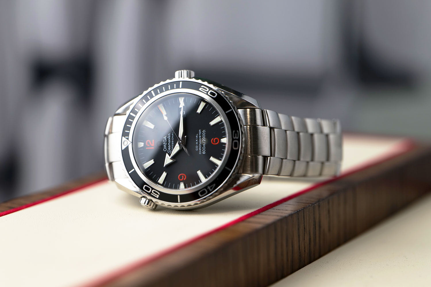 SÅLD - BEGAGNAD Omega Seamaster Planet Ocean 2200.51.00