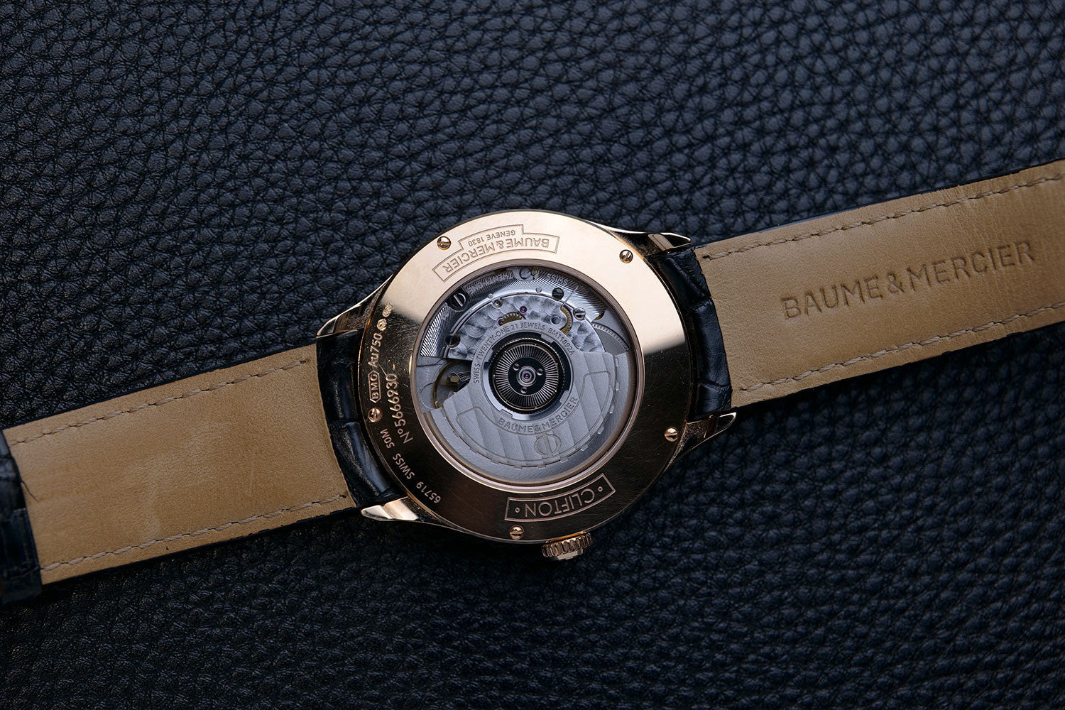 SOLD - PRE-OWNED Baume & Mercier Clifton 18K Gold M0A10058