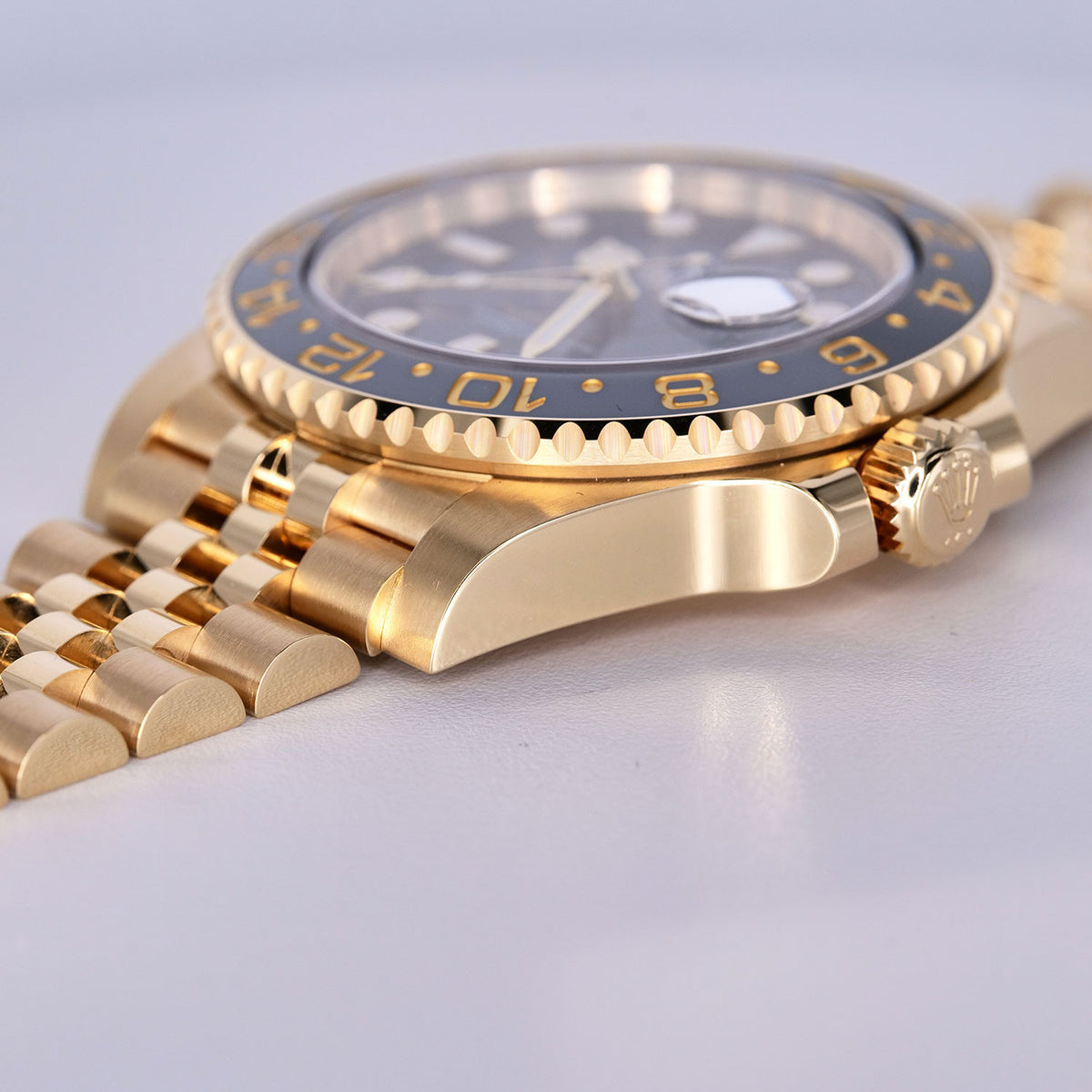 SOLD - PRE-OWNED Rolex GMT-Master II 126718GRNR
