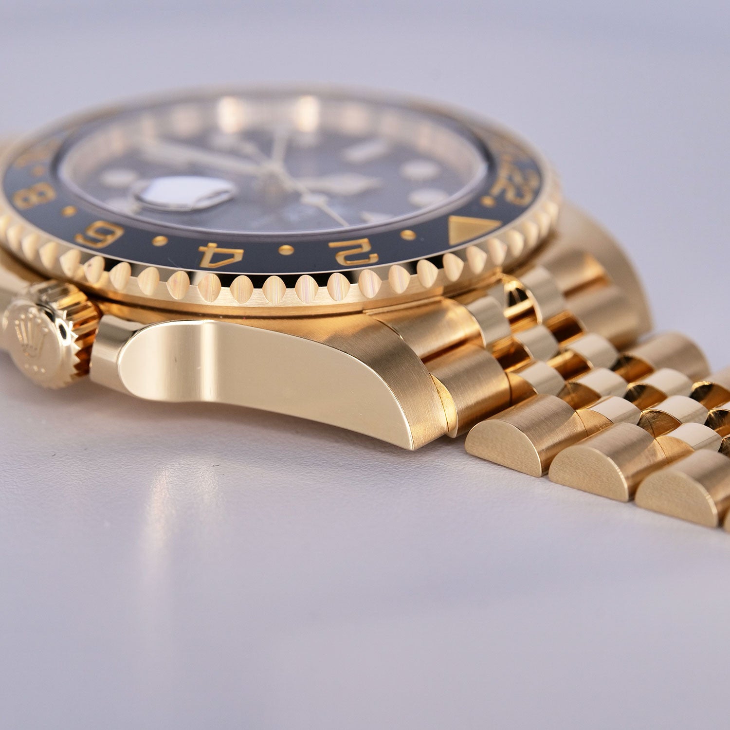 SOLD - PRE-OWNED Rolex GMT-Master II 126718GRNR