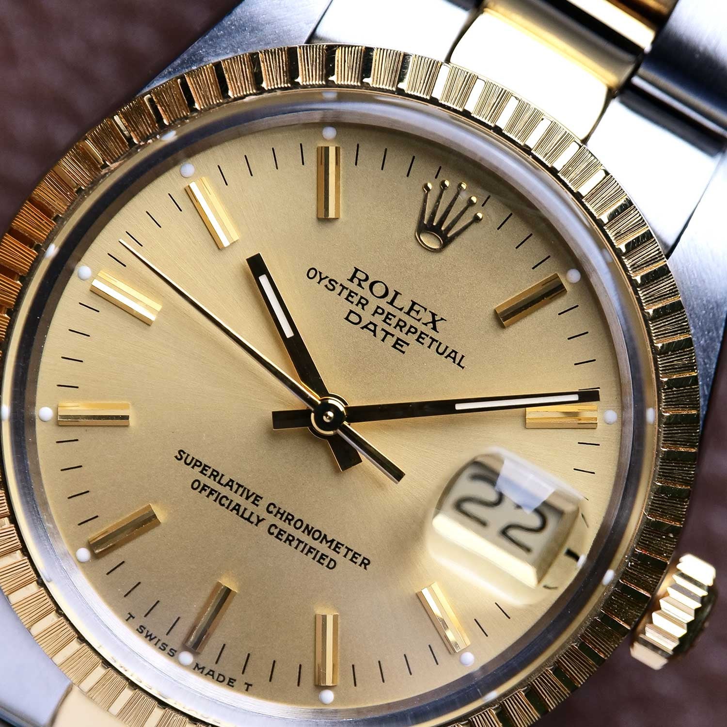 PRE-OWNED Rolex Oyster Perpetual Date 15053