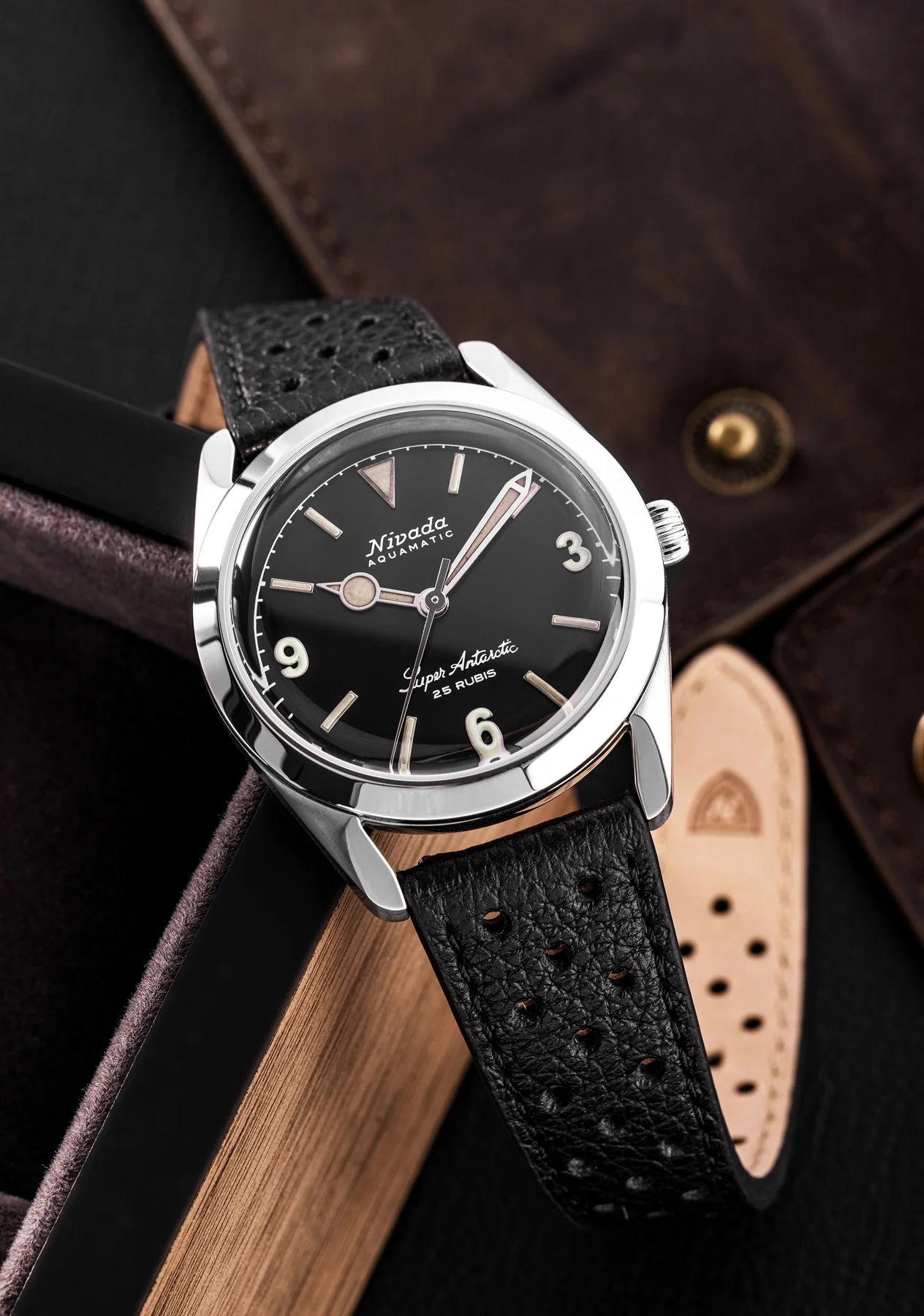 Nivada Grenchen Super Antarctic 3.6.9 Vintage Effect & Black Strap 32032A10