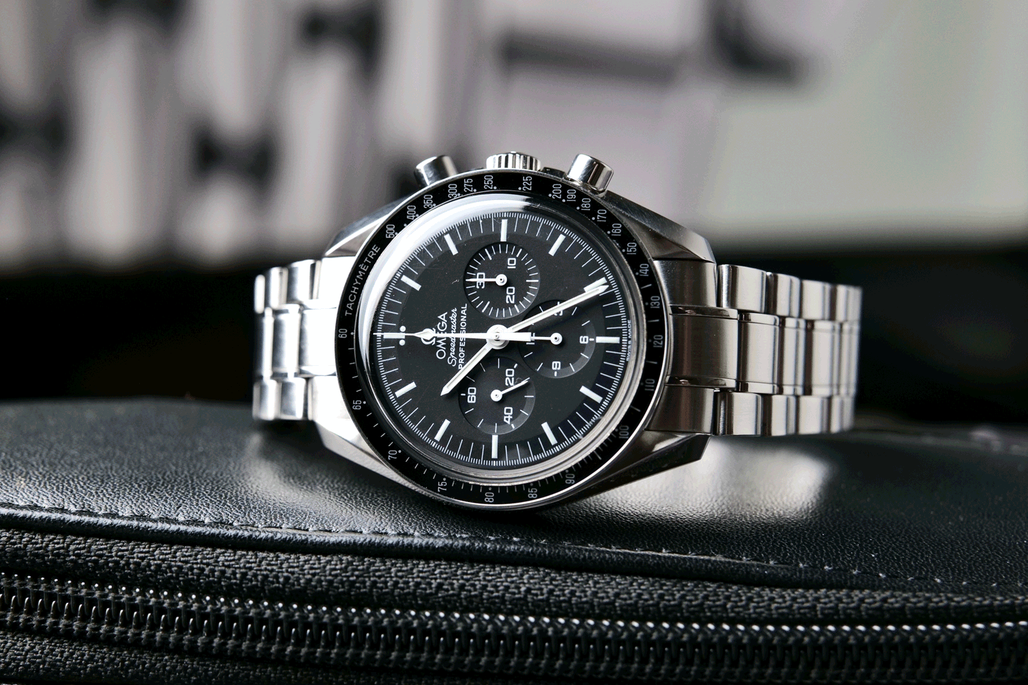 BEGAGNAD Omega Speedmaster Moonwatch 35705000 År 2004