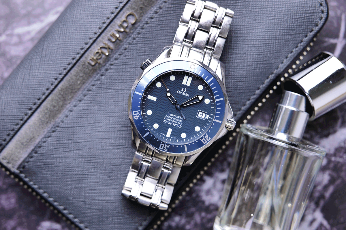 BEGAGNAD Omega Seamaster Diver ”James Bond” 25318000