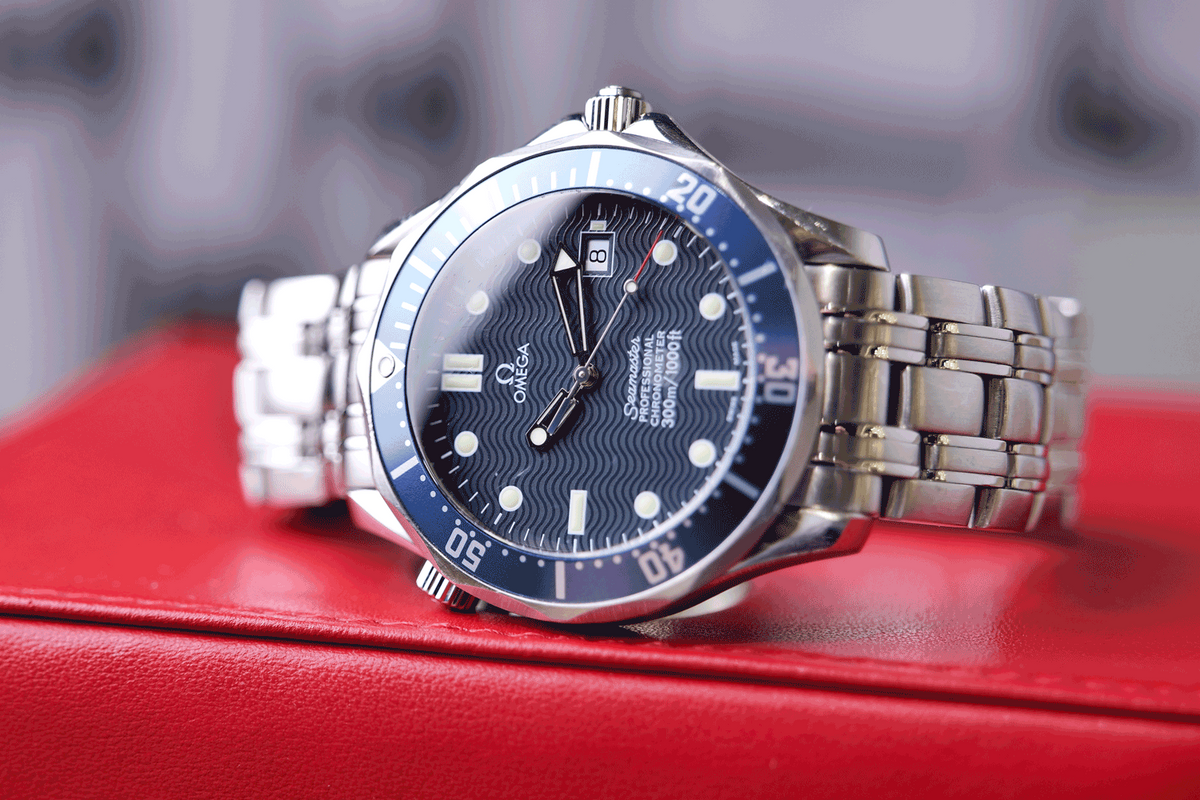 BEGAGNAD Omega Seamaster Diver ”James Bond” 25318000