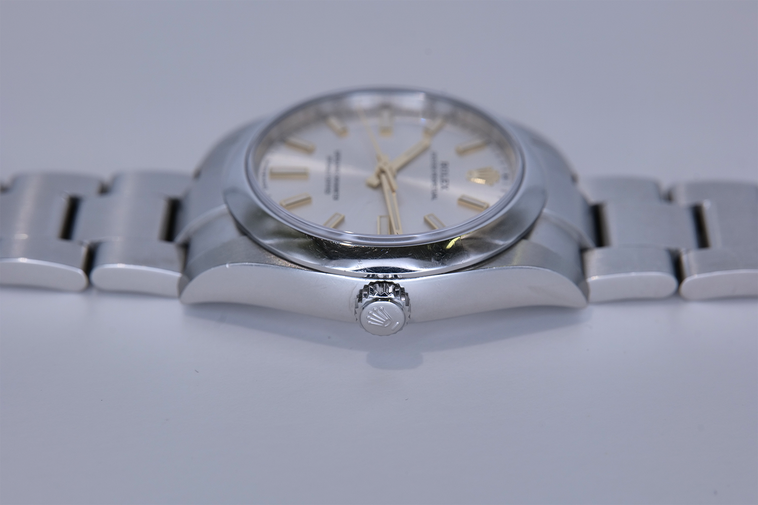 PRE-OWNED Rolex Oyster Perpetual 124200