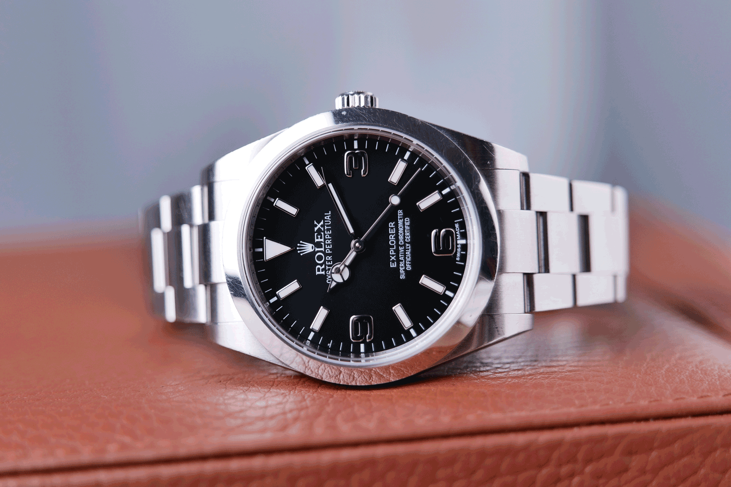 PRE-OWNED Rolex Explorer 214270