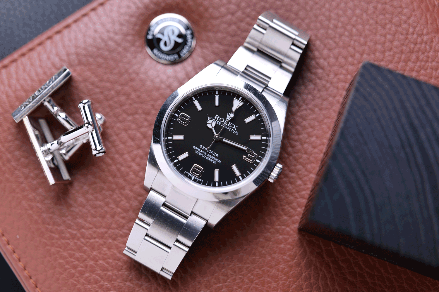PRE-OWNED Rolex Explorer 214270