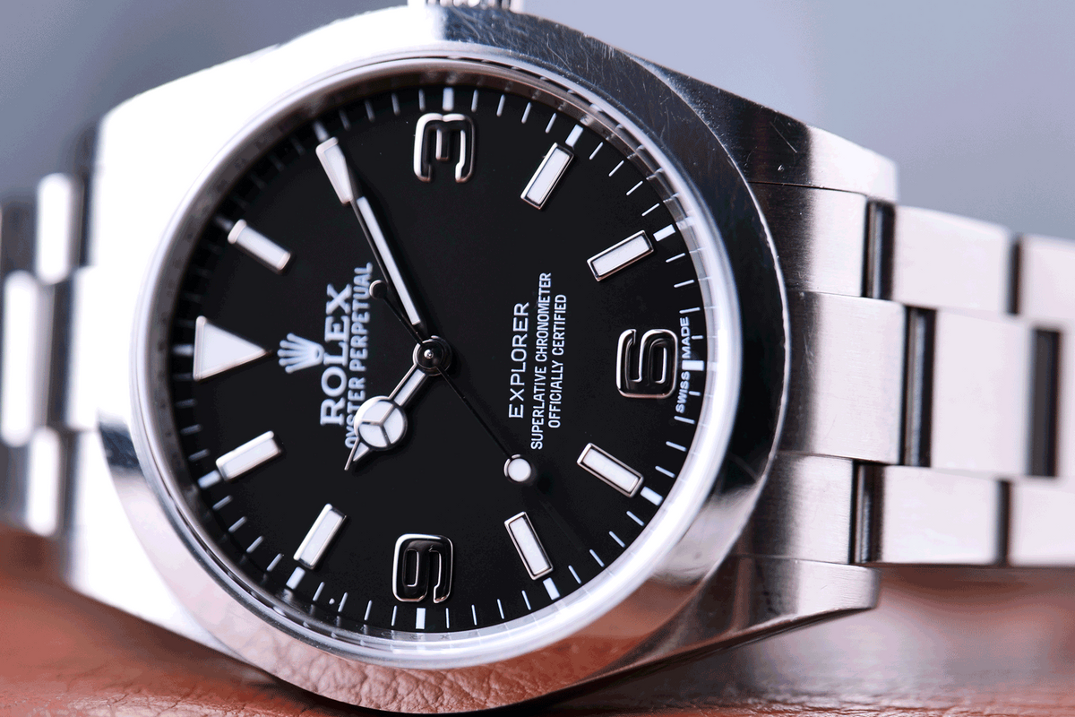 PRE-OWNED Rolex Explorer 214270