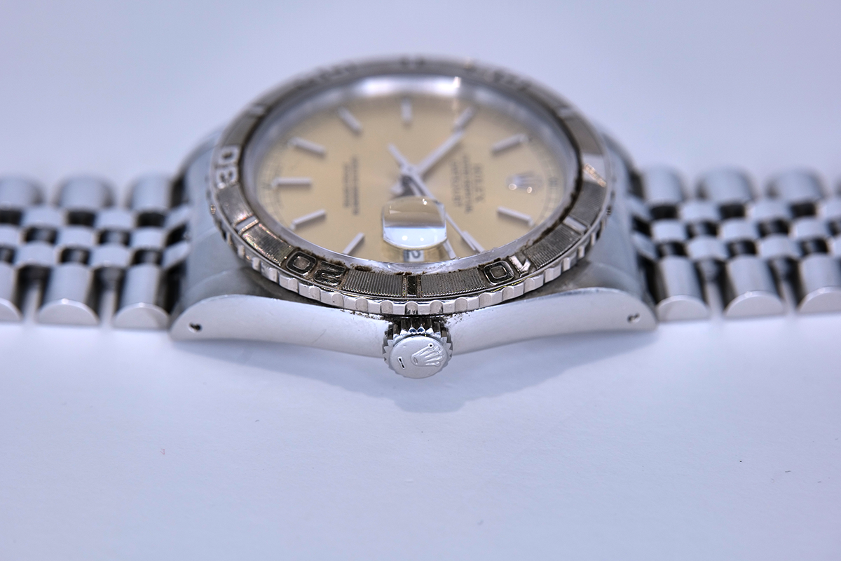 PRE-OWNED Rolex Datejust Turn-O-Graph 16264
