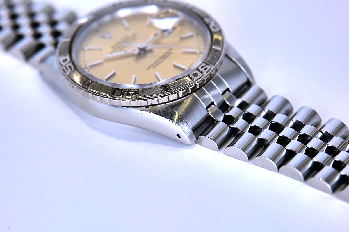 PRE-OWNED Rolex Datejust Turn-O-Graph 16264