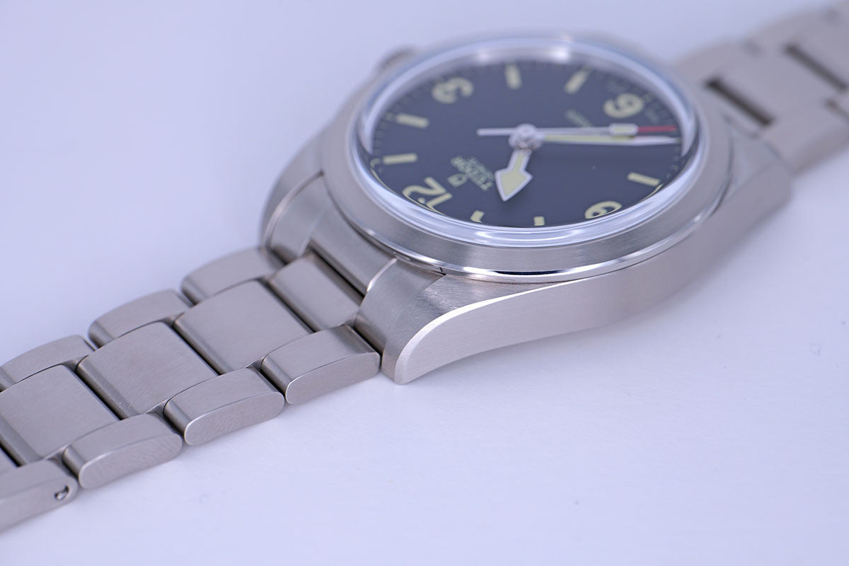 PRE-OWNED Tudor Ranger 79950