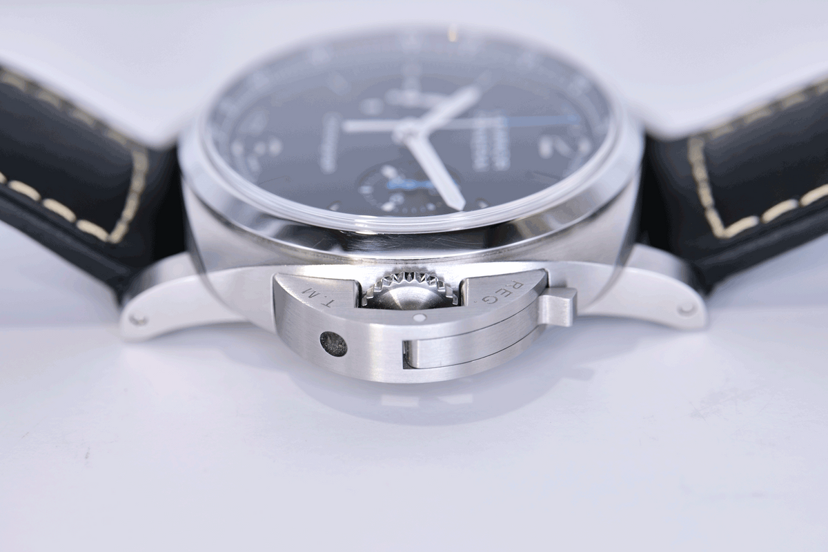PRE-OWNED Panerai Luminor Chrono PAM01109