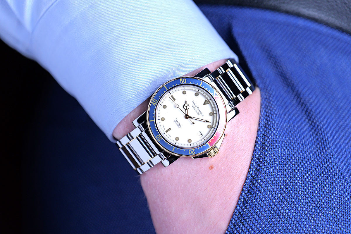 PRE-OWNED Girard-Perregaux Sea-Hawk 500M 7100