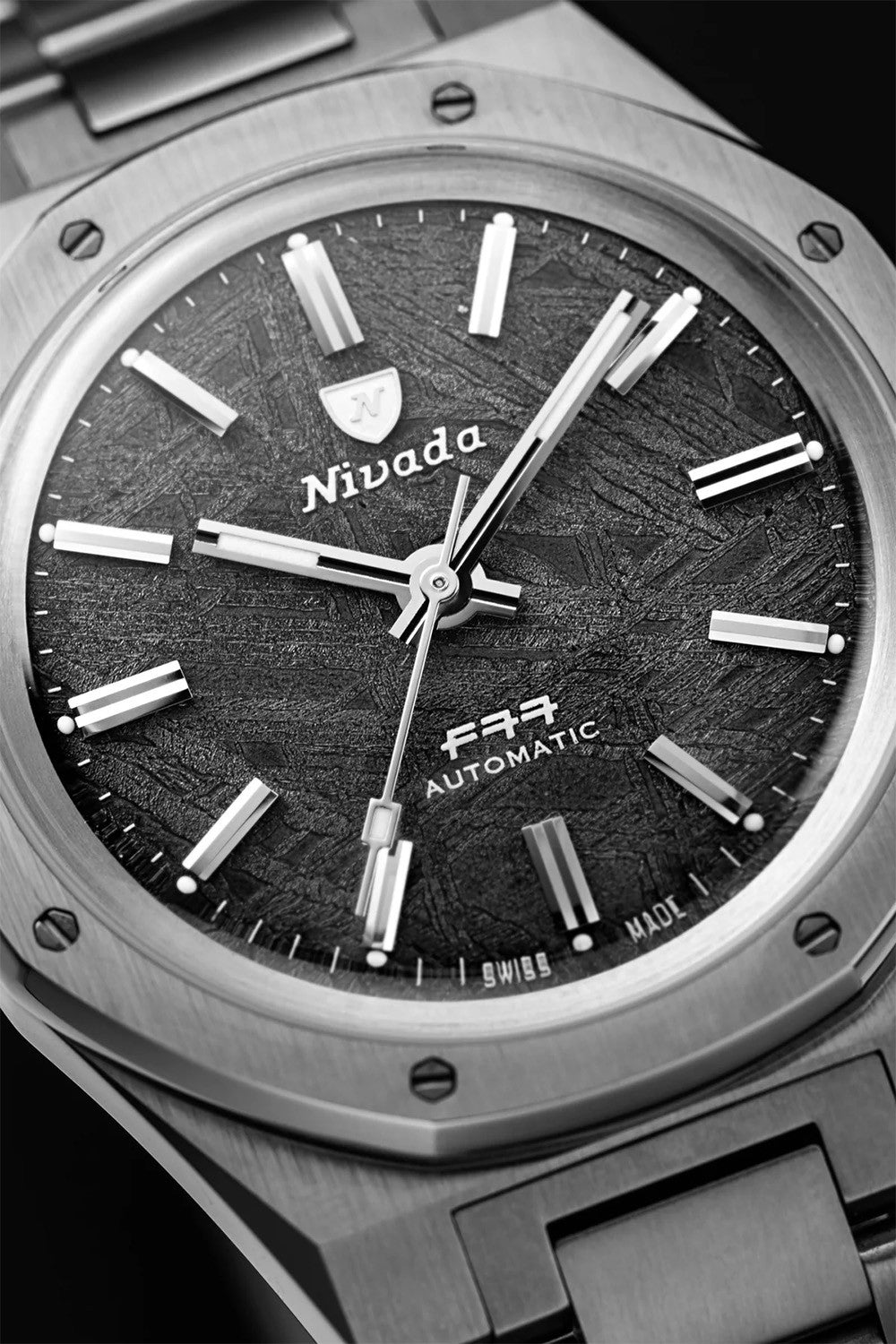 Nivada Grenchen F77 Titanium Météorite