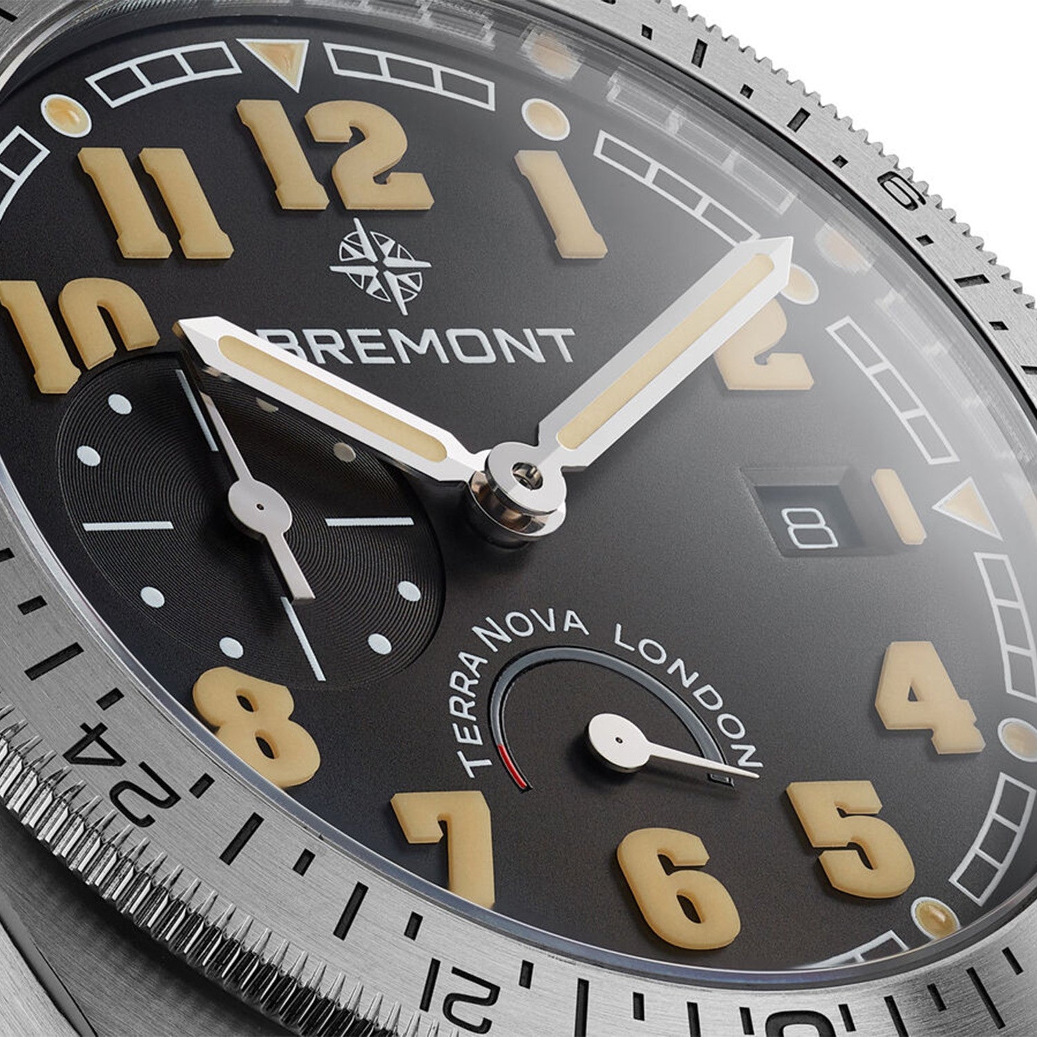 Bremont Terra Nova 40.5 Turning Bezel Power Reserve Steel Bracelet