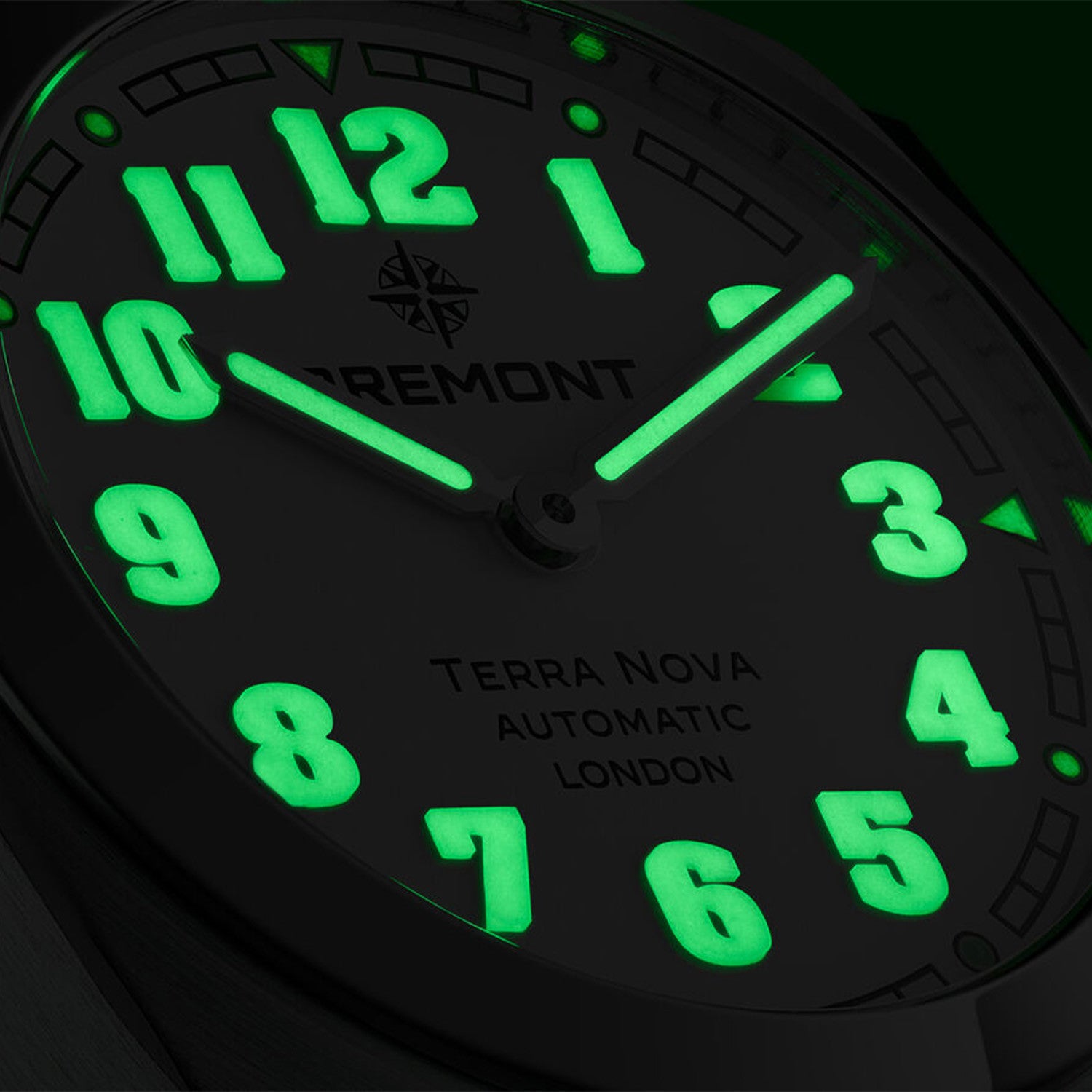 Bremont Terra Nova 38 Vit & Stållänk