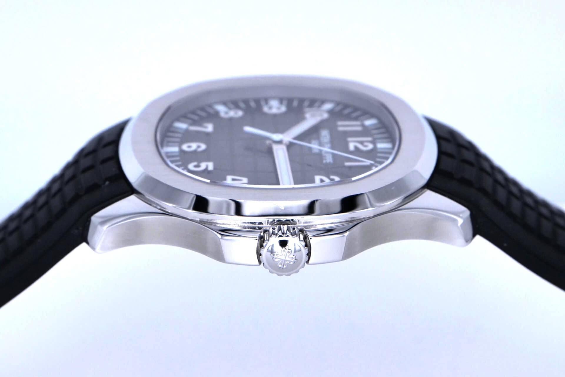 PRE-OWNED Patek Philippe Aquanaut Date 5167A-001
