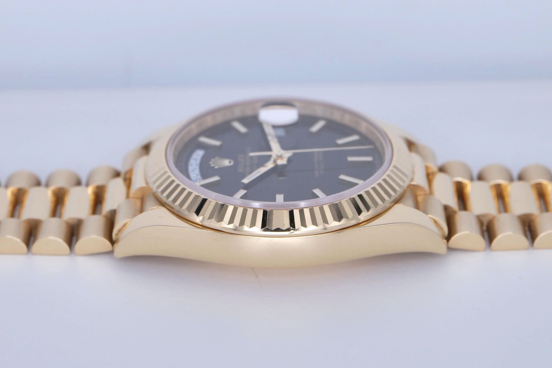 PRE-OWNED Rolex Day-Date 40 228238-0007