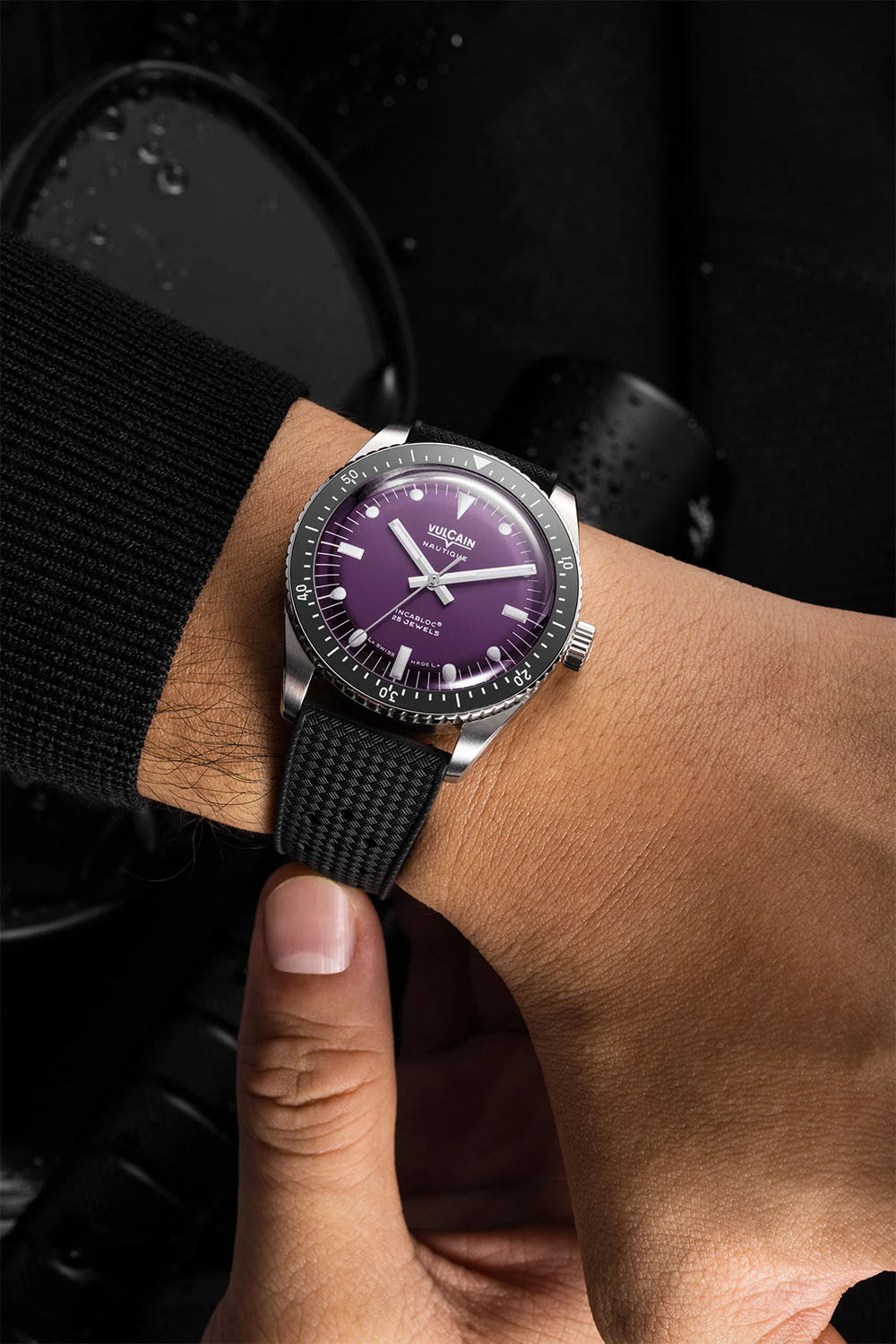 Vulcain Skindiver Nautique Purple & Rubber Strap 660170AI7.BAR200