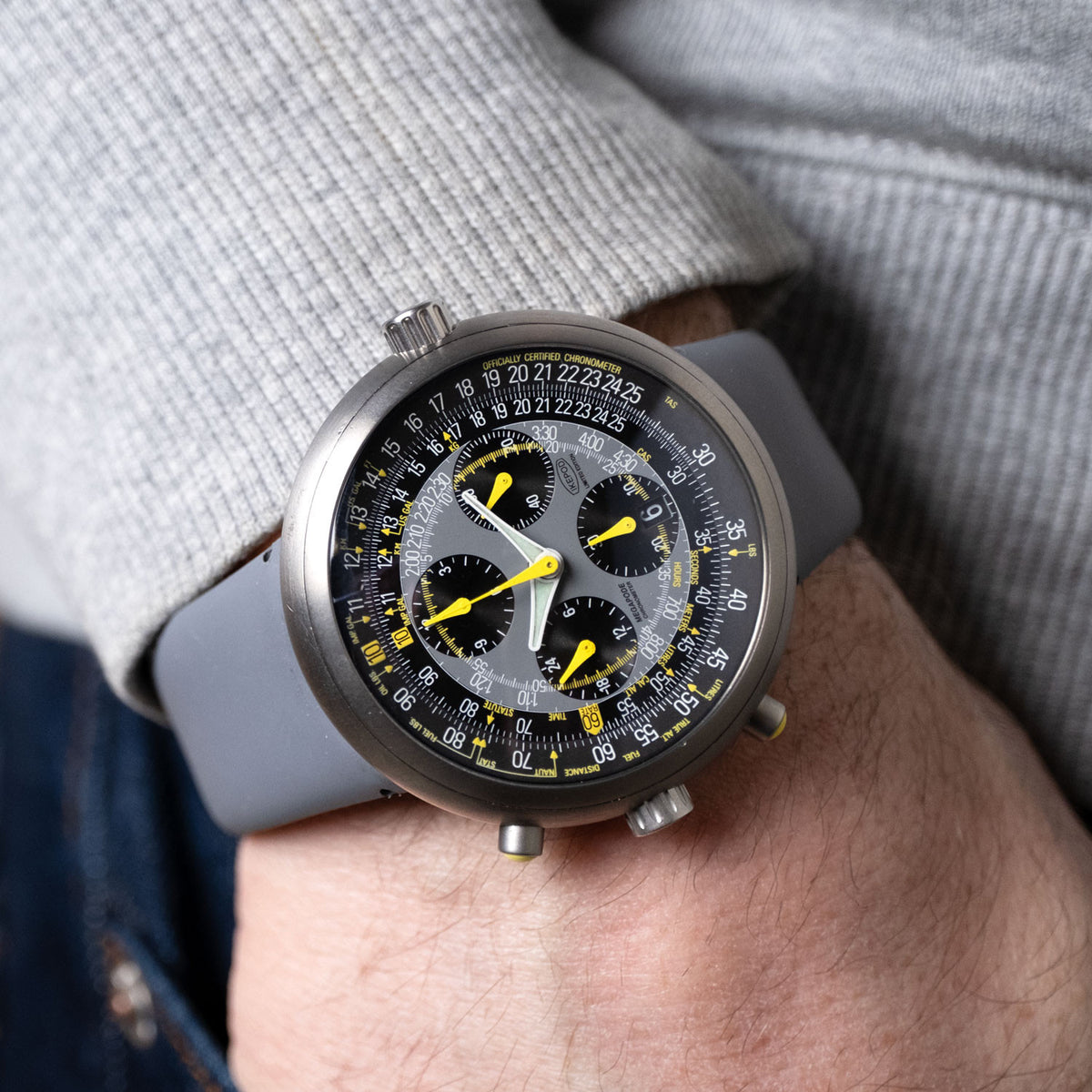 BEGAGNAD Ikepod Megapod Pilot GMT MG01