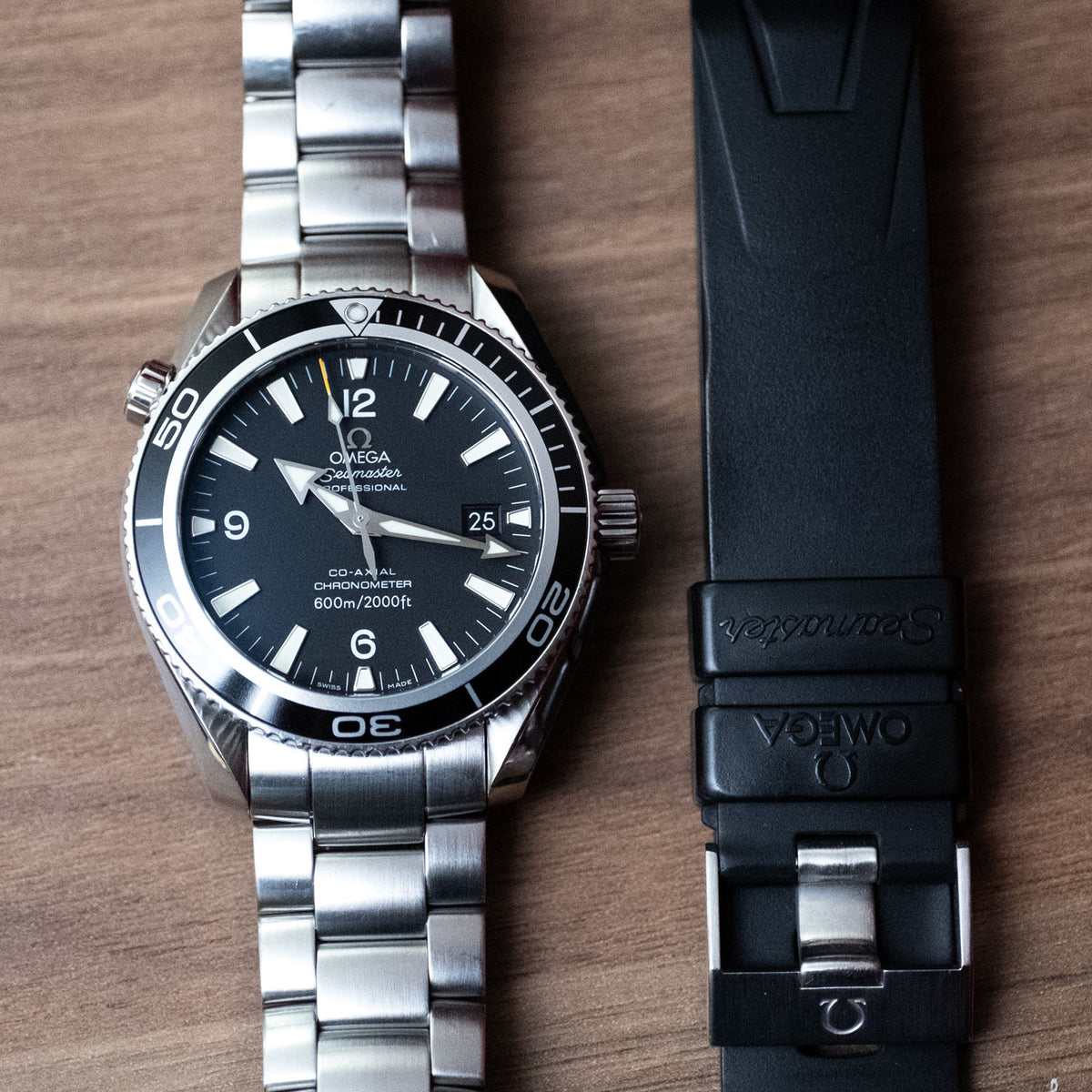 PRE-OWNED Omega Seamaster Planet Ocean 2201.50.00