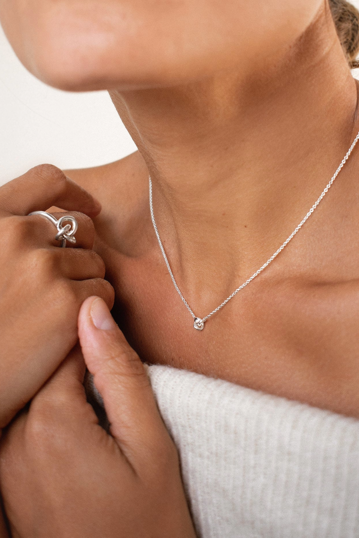 Drakenberg Sjölin Le Knot dropphalsband LKT-N1S451-S