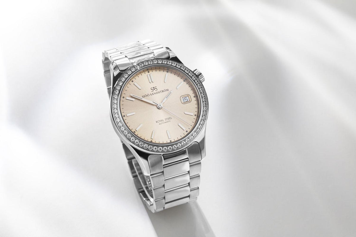 Sjöö Sandström - Classic Royal Steel 36 mm Diamond Bezel Champagne Dial & Steel Bracelet 020913