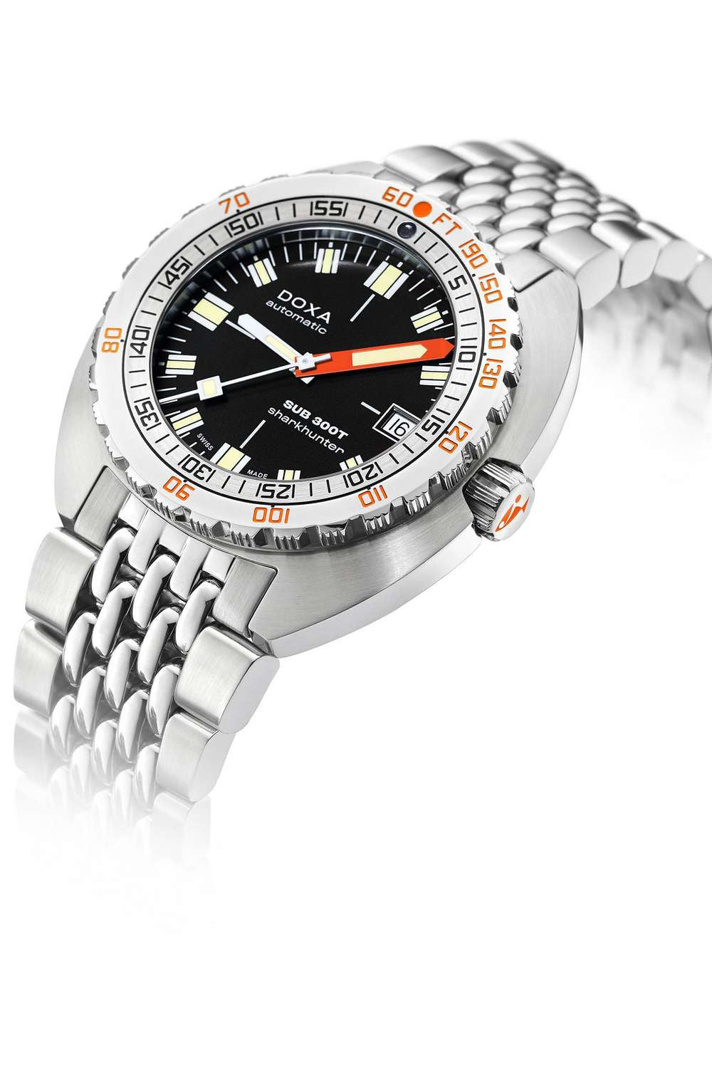 DOXA - SUB 300T Sharkhunter Black & Steel Bracelet 840.10.101.10