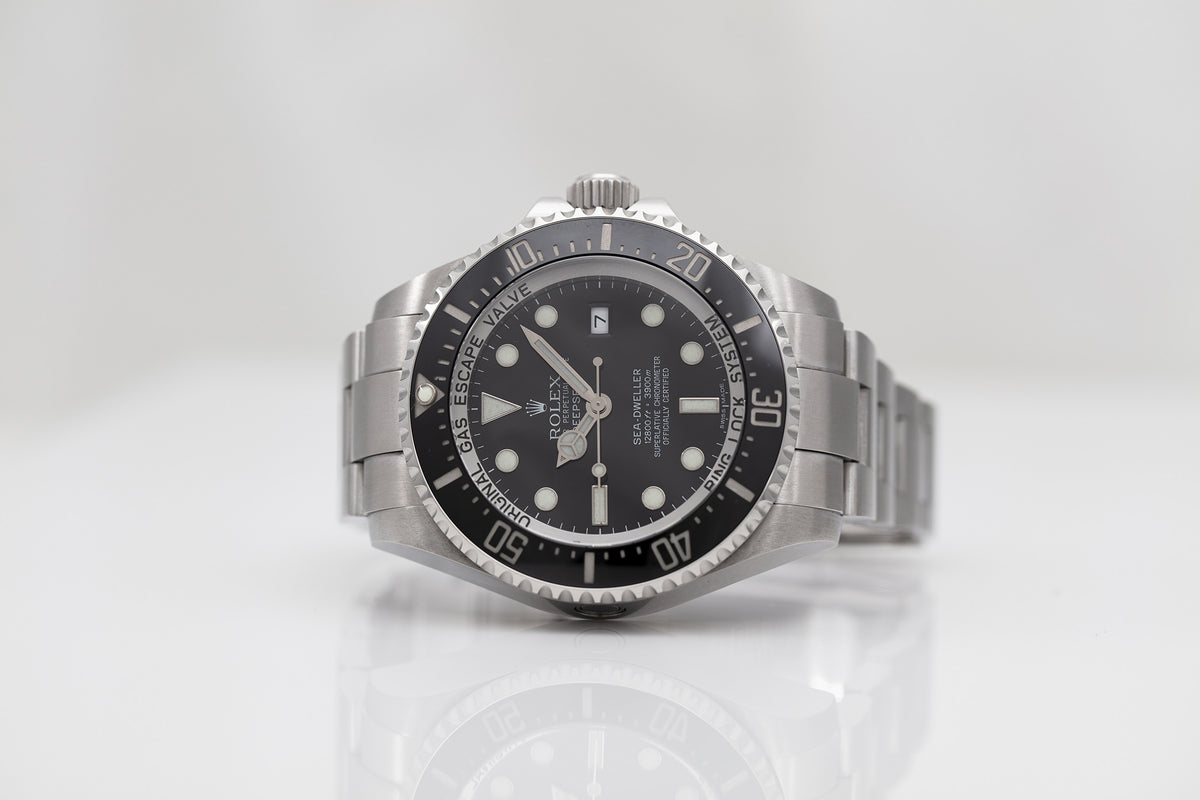SÅLD - BEGAGNAD Rolex Sea-Dweller Deep Sea 44mm automatisk svart & stål 116660