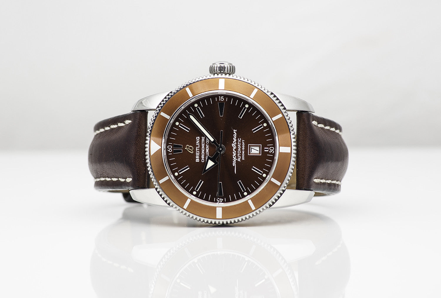 SÅLD - BEGAGNAD Breitling 46 mm Superocean Heritage Brun & Läder A17320
