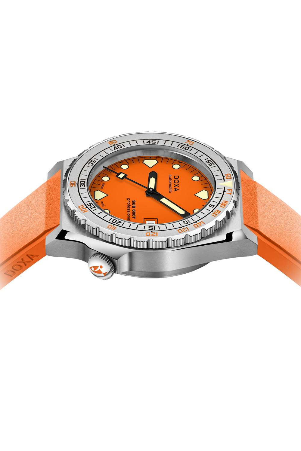 DOXA - Sub 600T Professional Orange & Rubber Strap 862.10.351.21