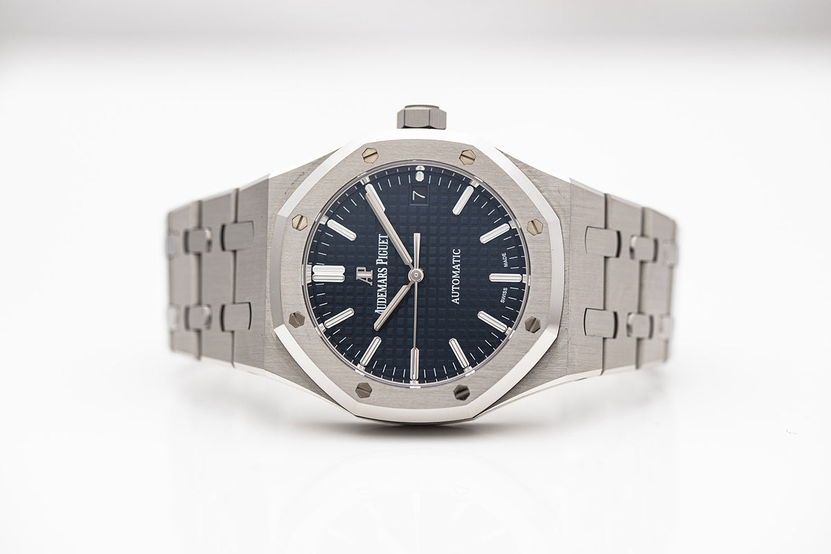 PRE-OWNED Audemars Piguet Royal Oak 37 mm Blue Ref 15450ST.OO.1256ST.03