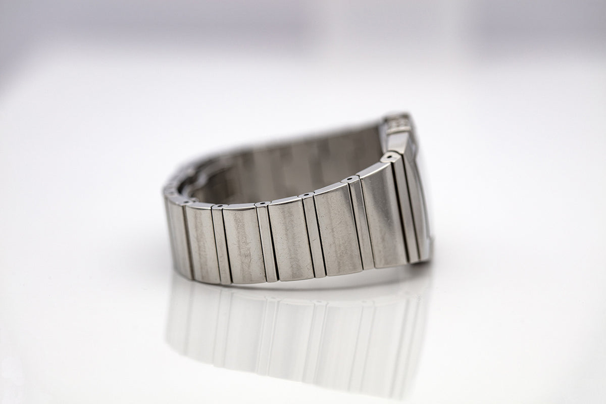 PRE-OWNED OMEGA Constellation Quadrella Stainless Steel Mother of Pearl Ref 15867000