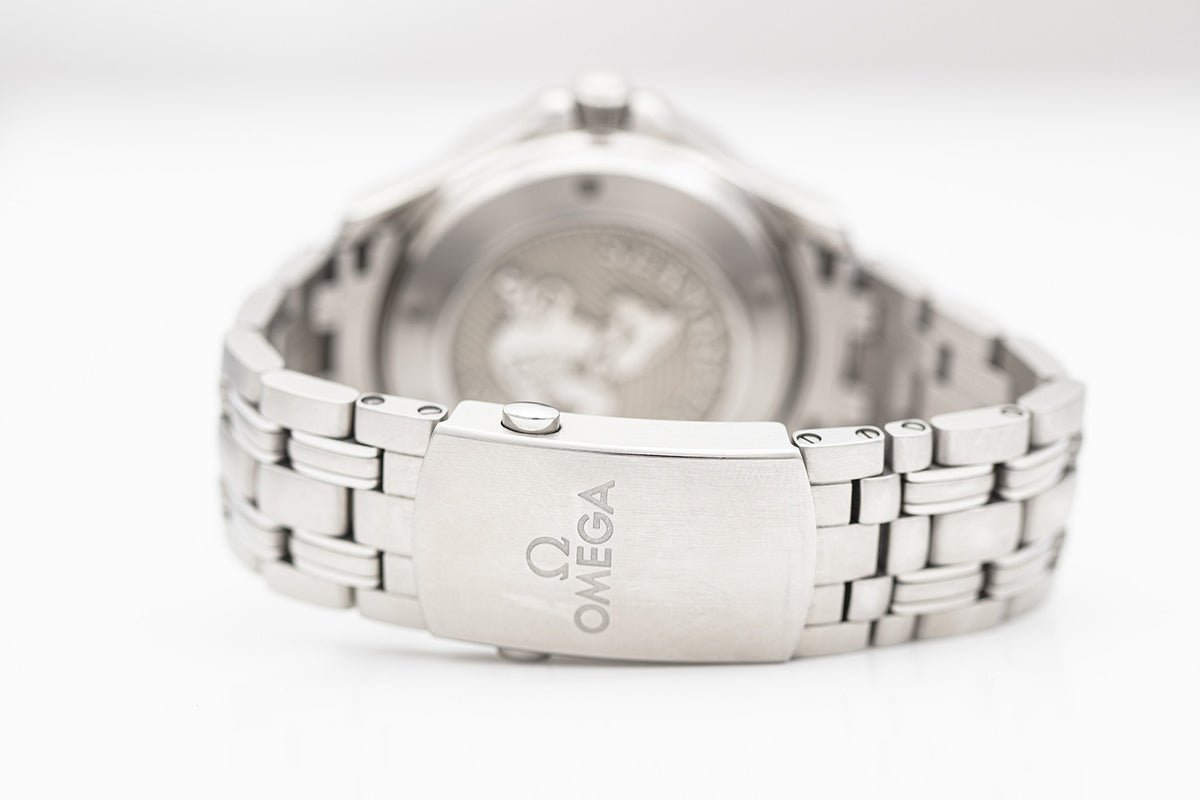 SOLD - PRE-OWNED Omega Seamaster Diver Automatic 41mm Black & Steel 212.30.41.20.01.003
