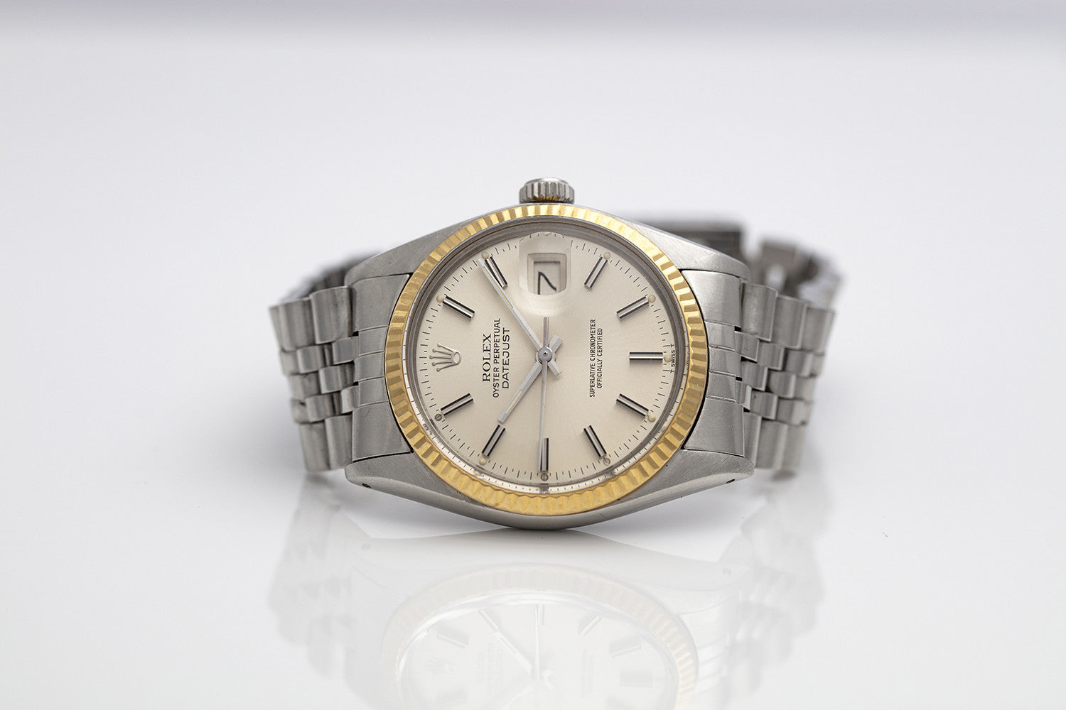 SÅLD - BEGAGNAD Rolex Datejust Grå 18k Bezel & Jubilee-länk 1979 Ref 1600