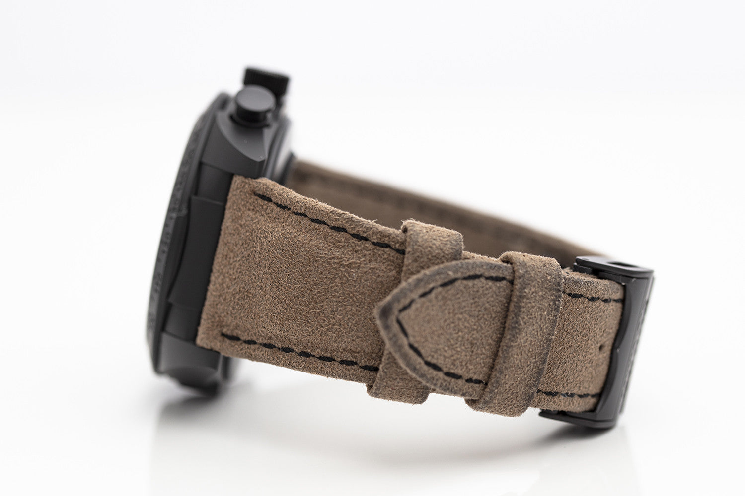 SÅLD - BEGAGNAD Tudor Fastrider Black Shield Ceramic & Leather 2020 Ref 42000CN