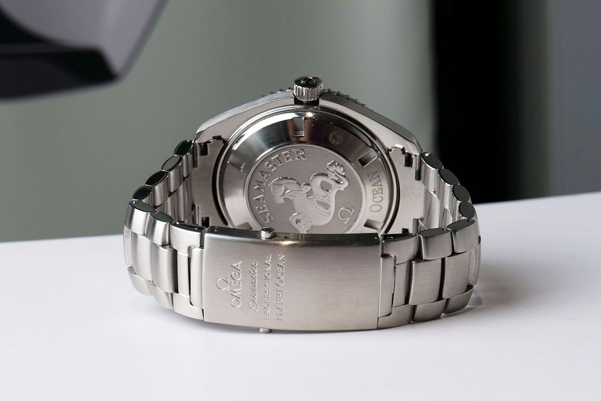 SÅLD - BEGAGNAD Omega Seamaster Planet Ocean 2200.51.00