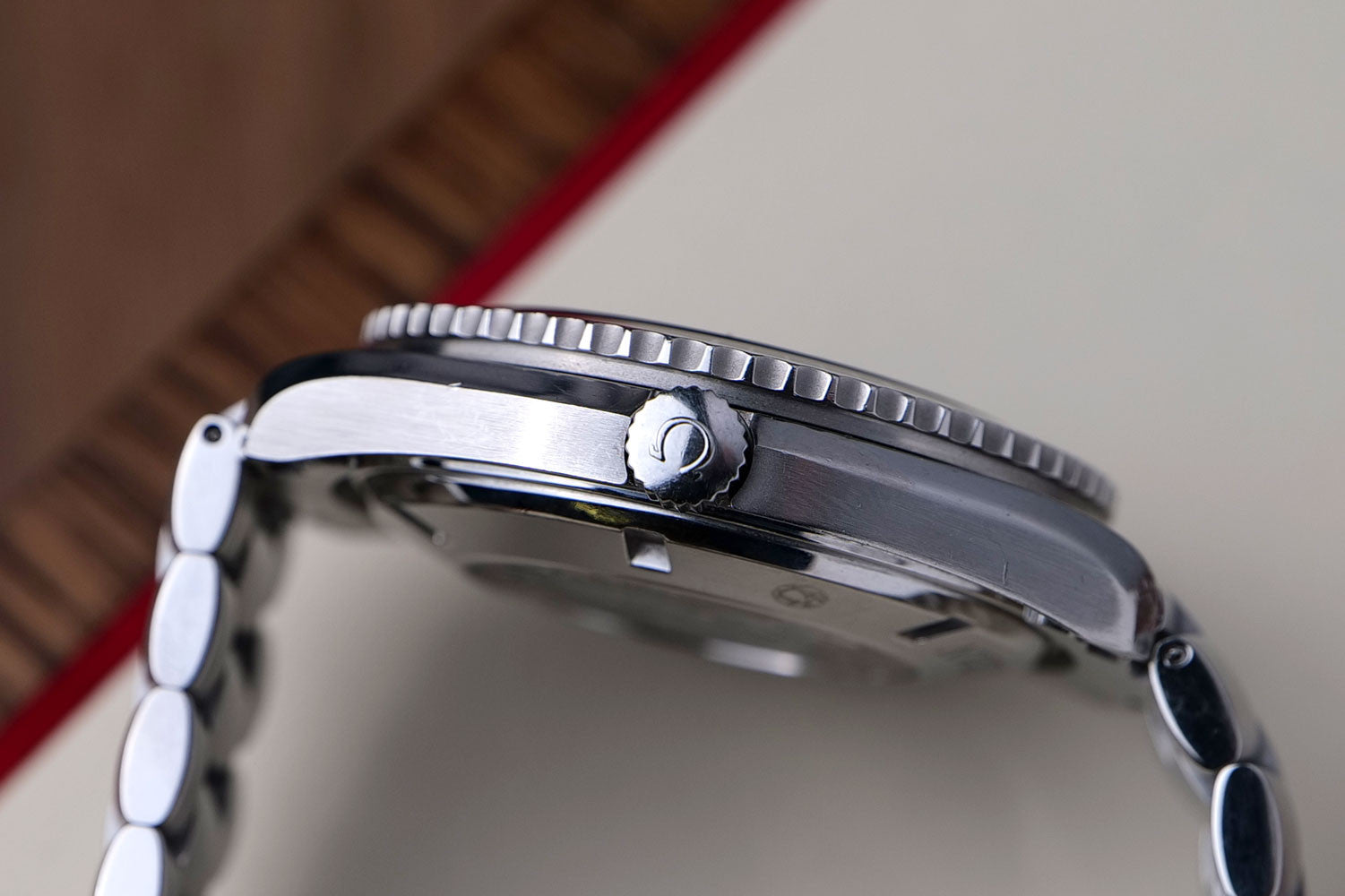 SÅLD - BEGAGNAD Omega Seamaster Planet Ocean 2200.51.00