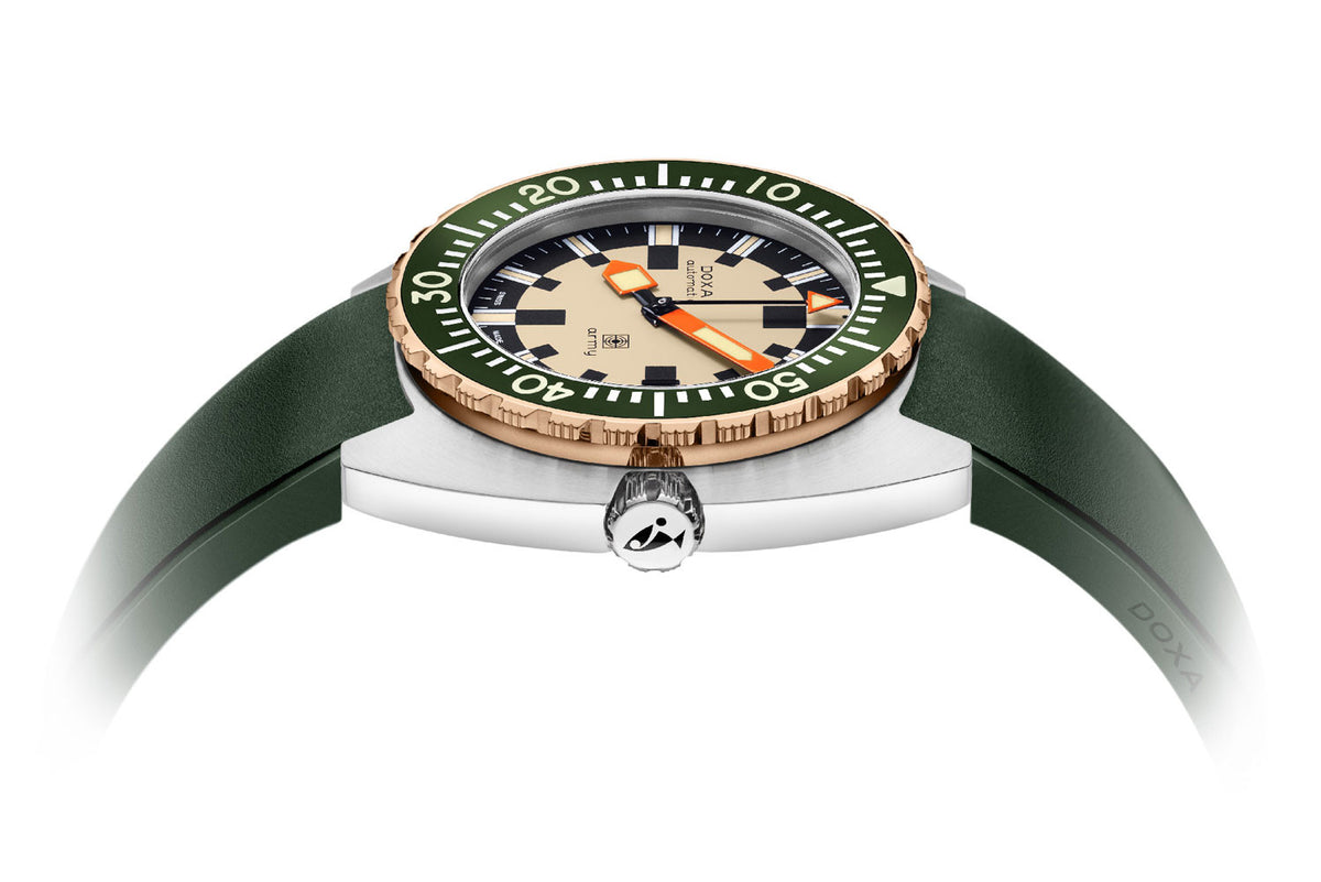 DOXA Army Green & Bronze Bezel, grön gummirem 785.60.031.26