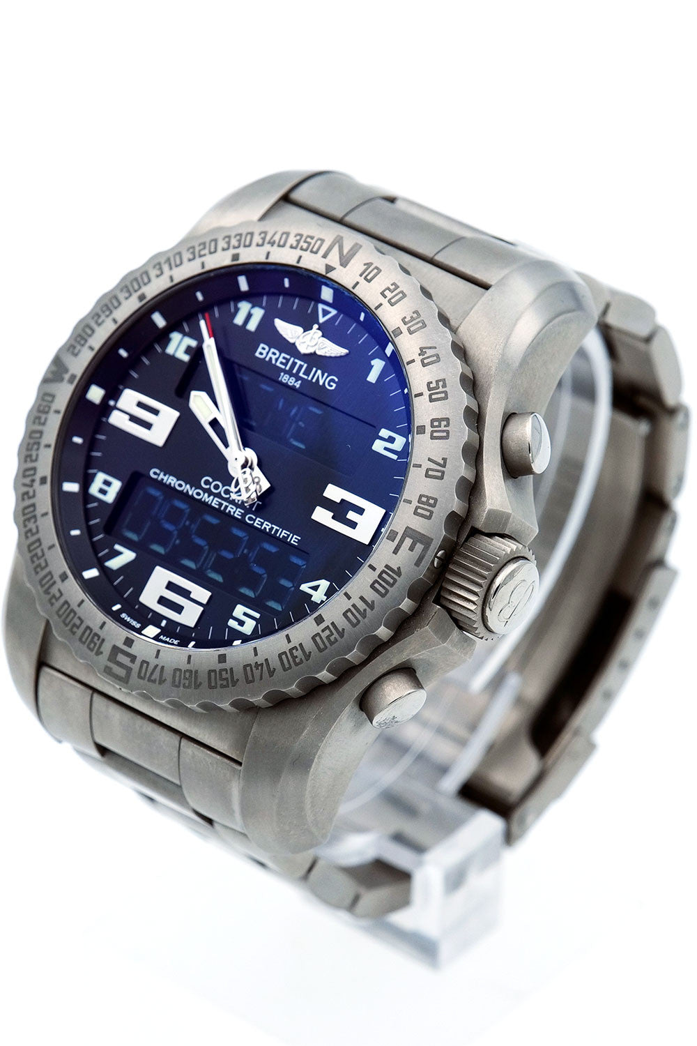 BEGAGNAD Breitling Cockpit B50 Titan EB5010