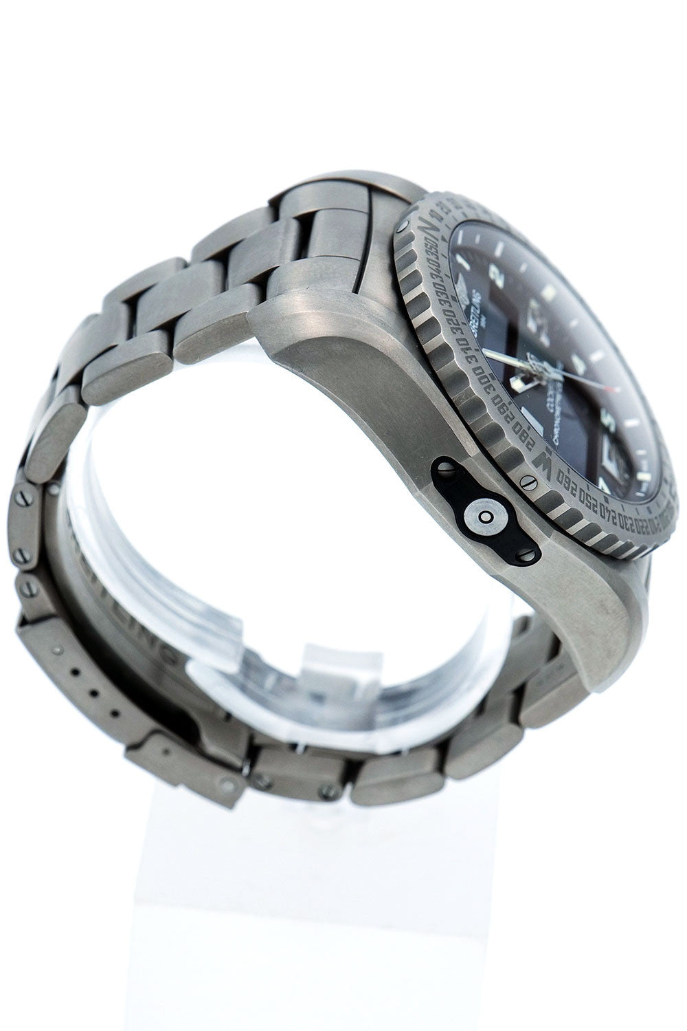 BEGAGNAD Breitling Cockpit B50 Titan EB5010