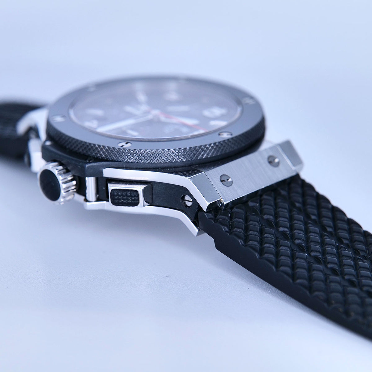 SOLD - PRE-OWNED Hublot Big Bang 301.SB.131.RX